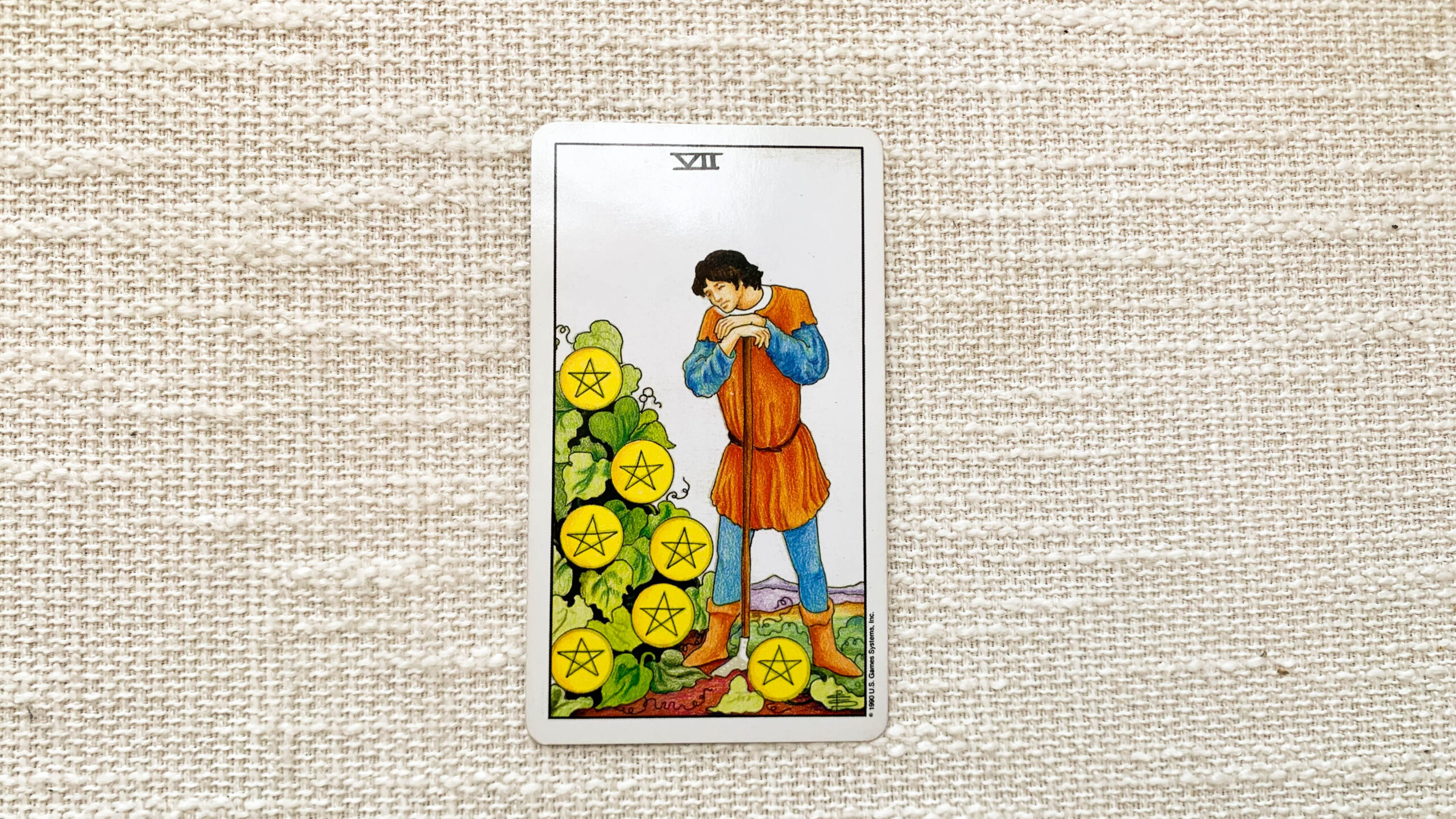 錢幣七 Seven of Pentacles 塔羅牌意思