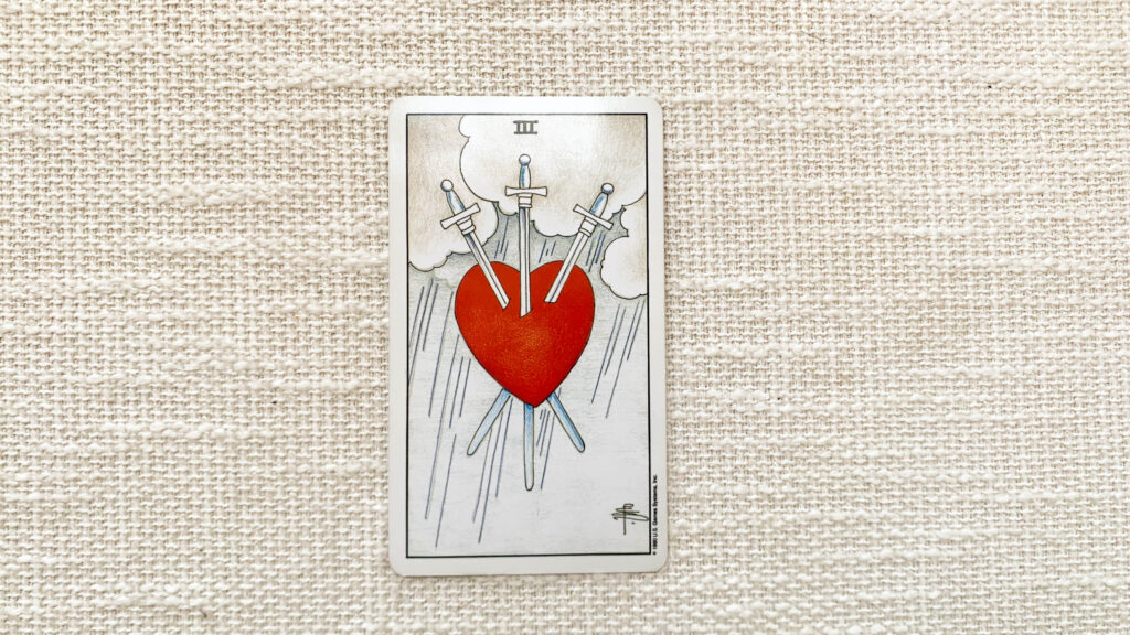 寶劍三 Three of Swords 塔羅牌意思 - 排憂雜貨舖-戴爾部落格